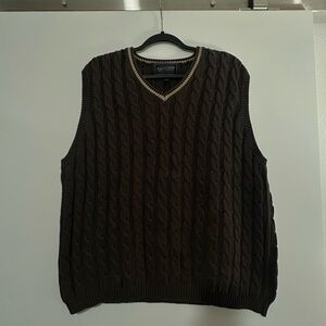 Men's V-Neck Cable Knit Sweater Vest - Dark Green